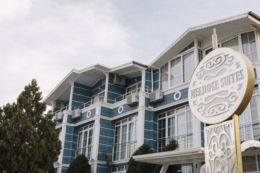 Melrose Viewpoint Hotel 3/68