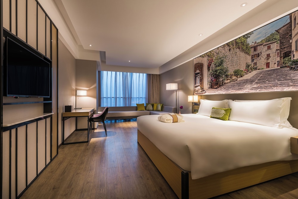 Mercure Shanghai Hongqiao Railway Station 7/37