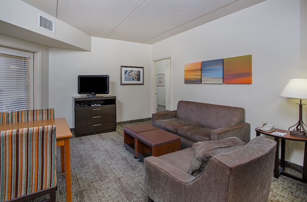 Staybridge Suites Chattanooga Downtown Convention Center 33/53