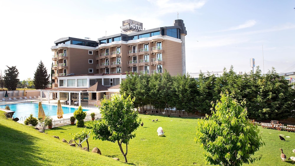 Vista Hotel 2/21