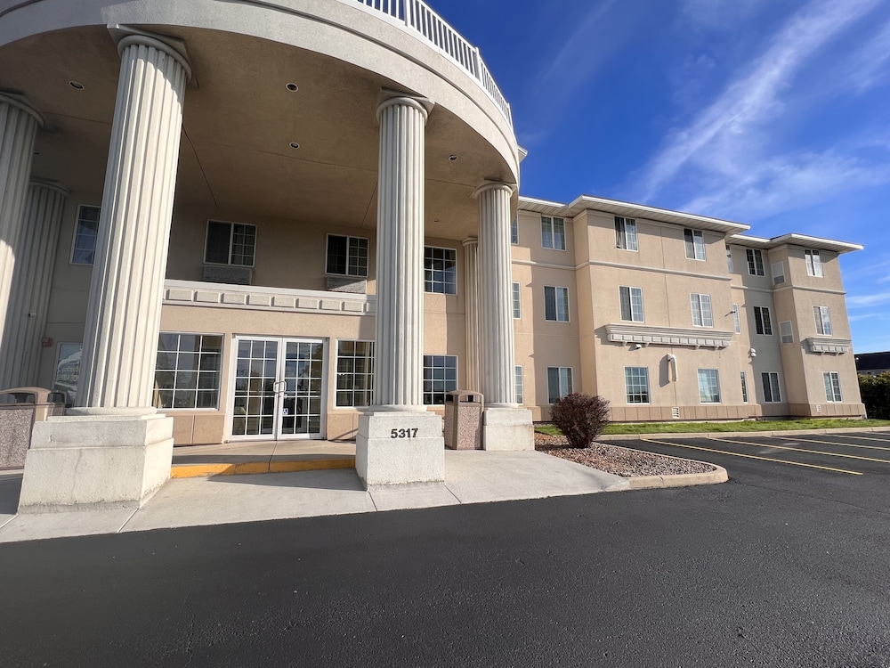 MainStay Suites Madison Airport 4/52