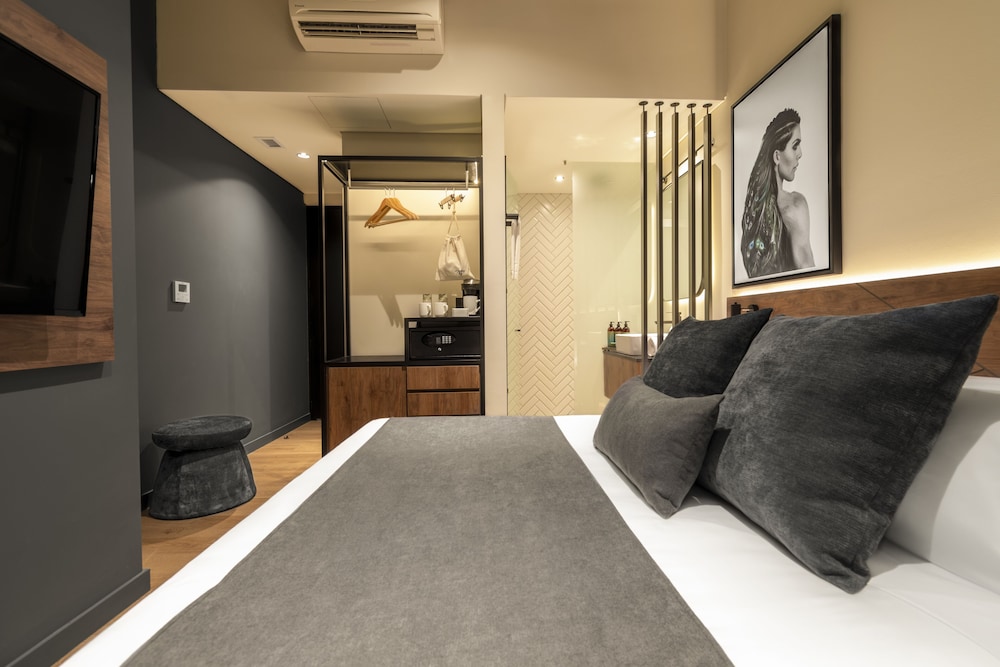 Hashtag 98 Hotel 36/55