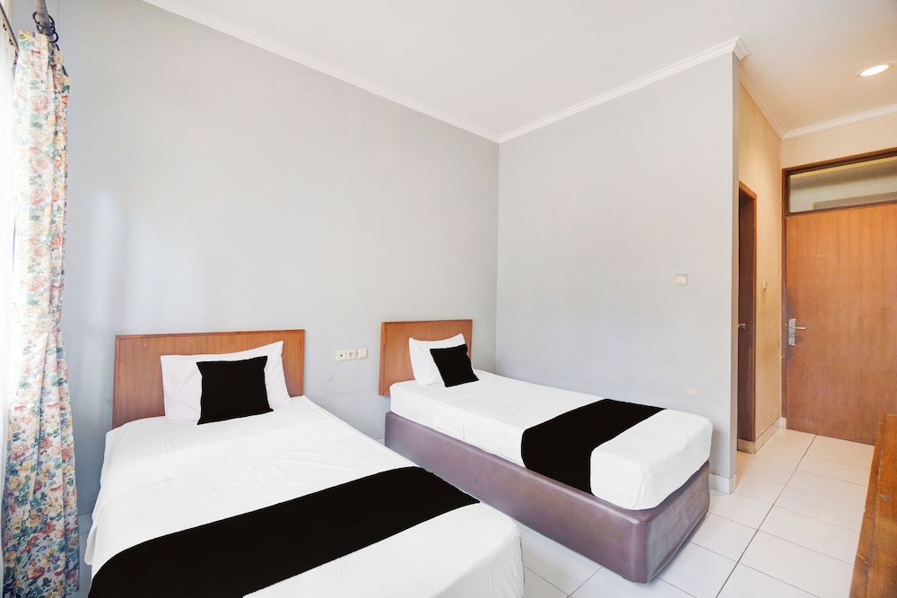 Hotel O Bogor near Taman Safari formerly Hotel Rudian 2 21/54