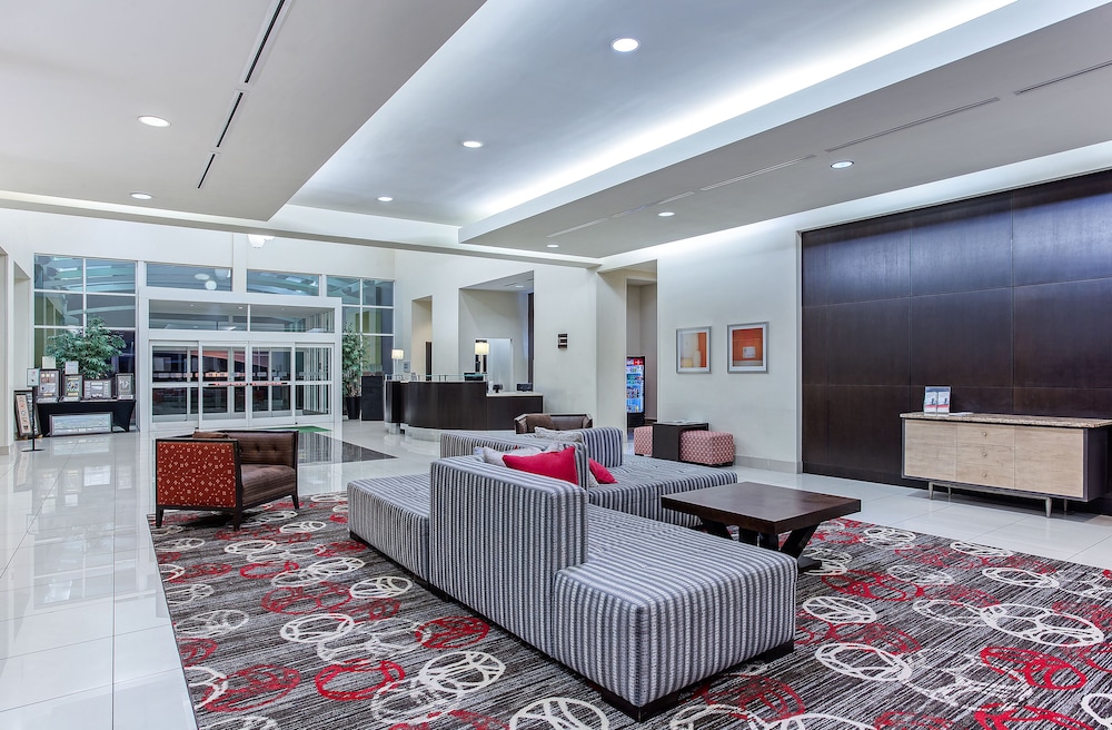 Holiday Inn Louisville Airport - Fair/Expo 40/57