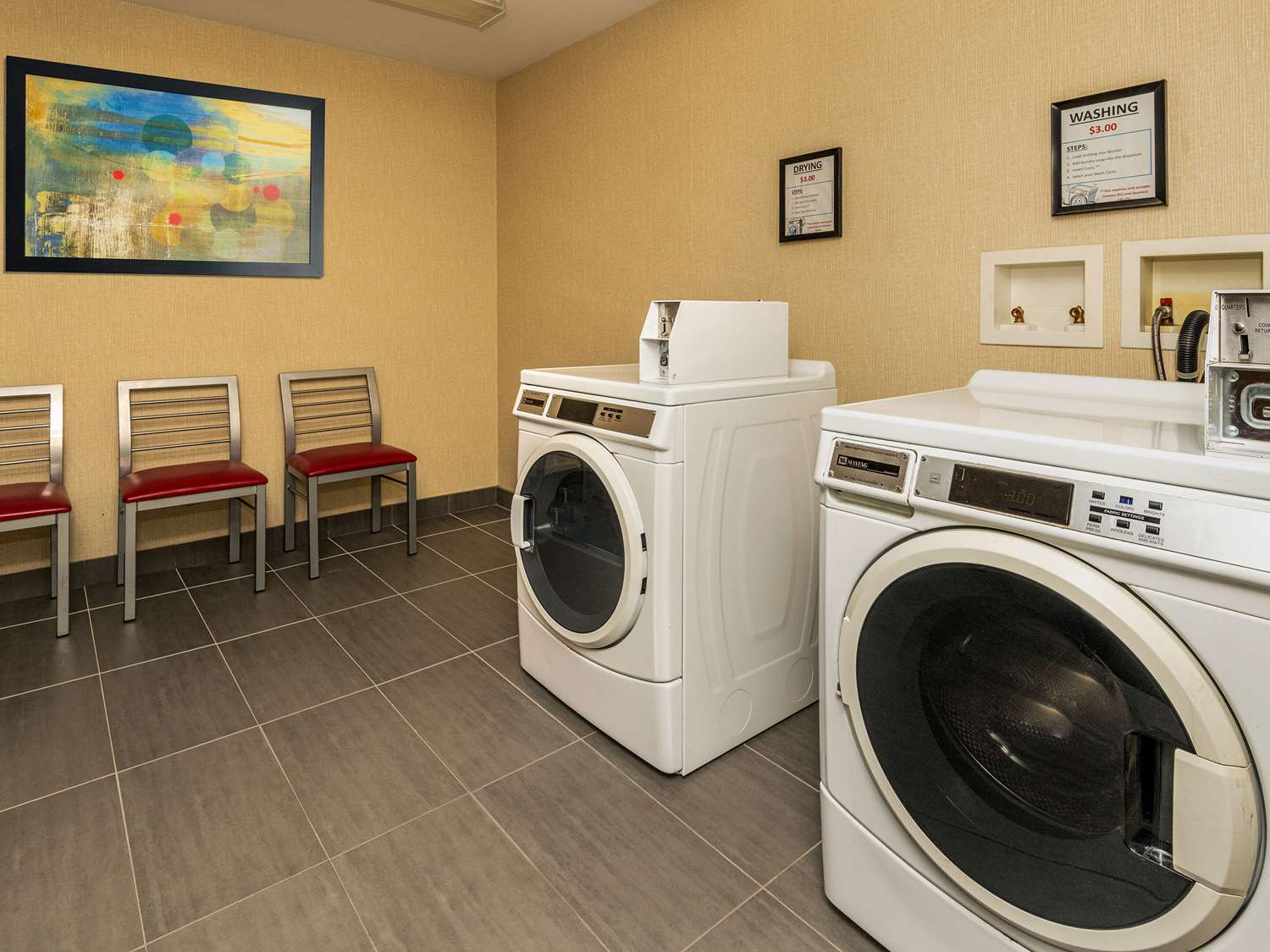 Comfort Inn West Kanata 3/14