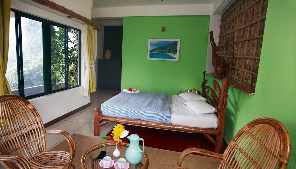 Wild Elephant Eco Friendly Resort 2/32