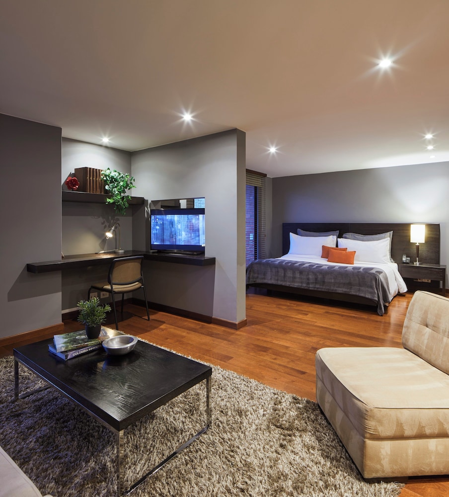 Nico Apartasuites 29/50