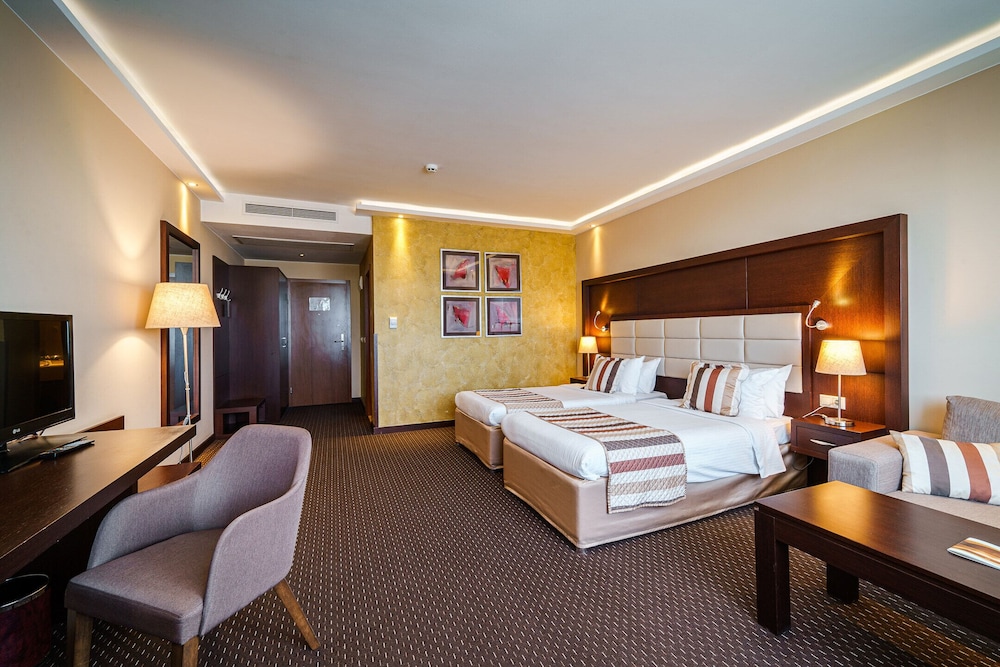 Hotel Imperial Plovdiv, a member of Radisson Individuals 12/47