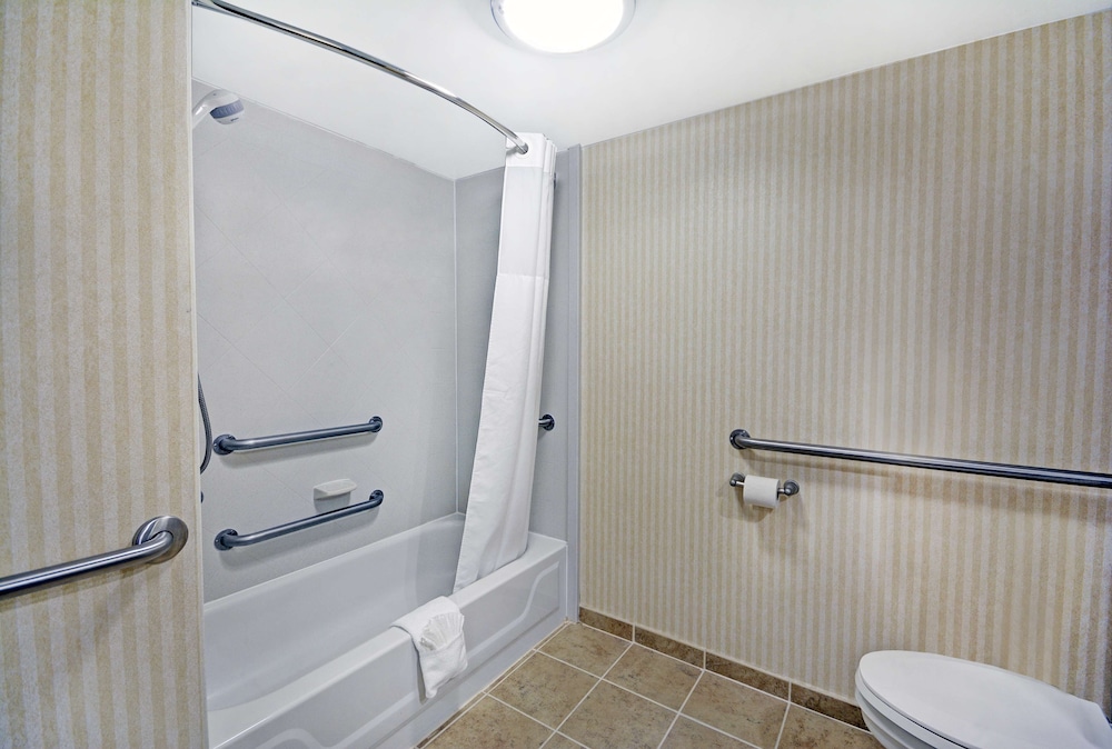 Hampton Inn Athens GA 26/70