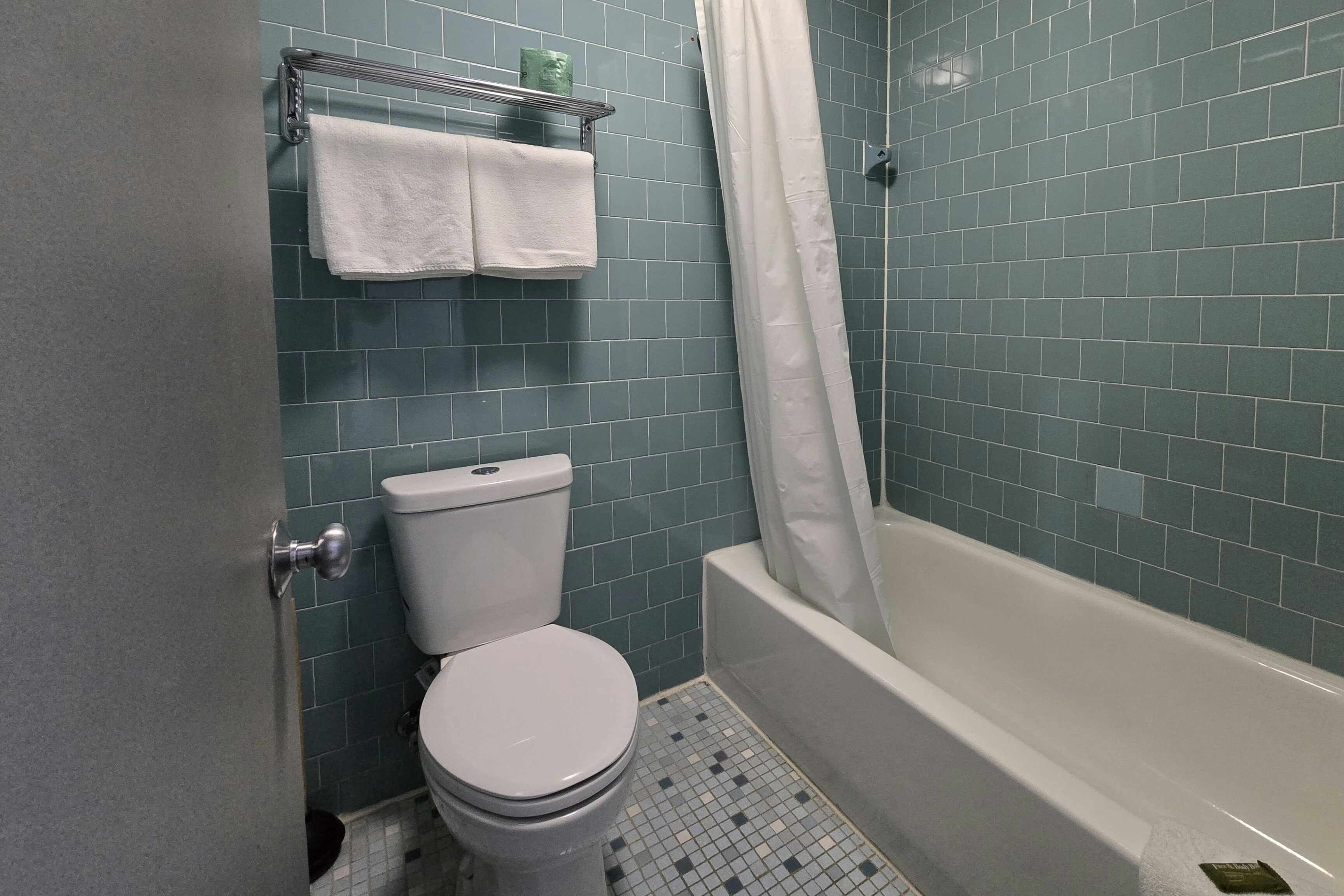 Eagle Inn by Hotel O Richmond Midlothian Turnpike 22/26