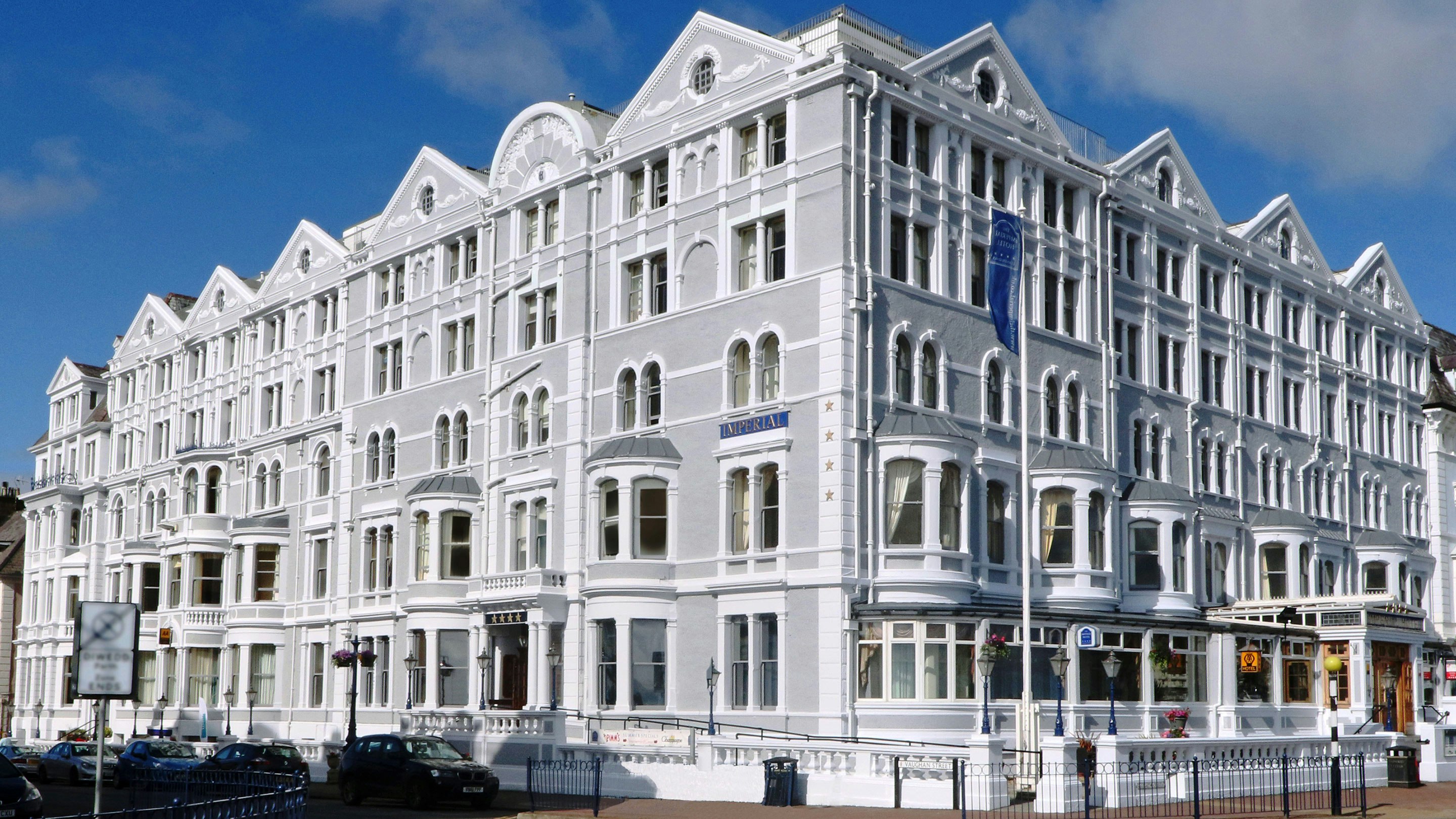 IMPERIAL HOTEL 4/81