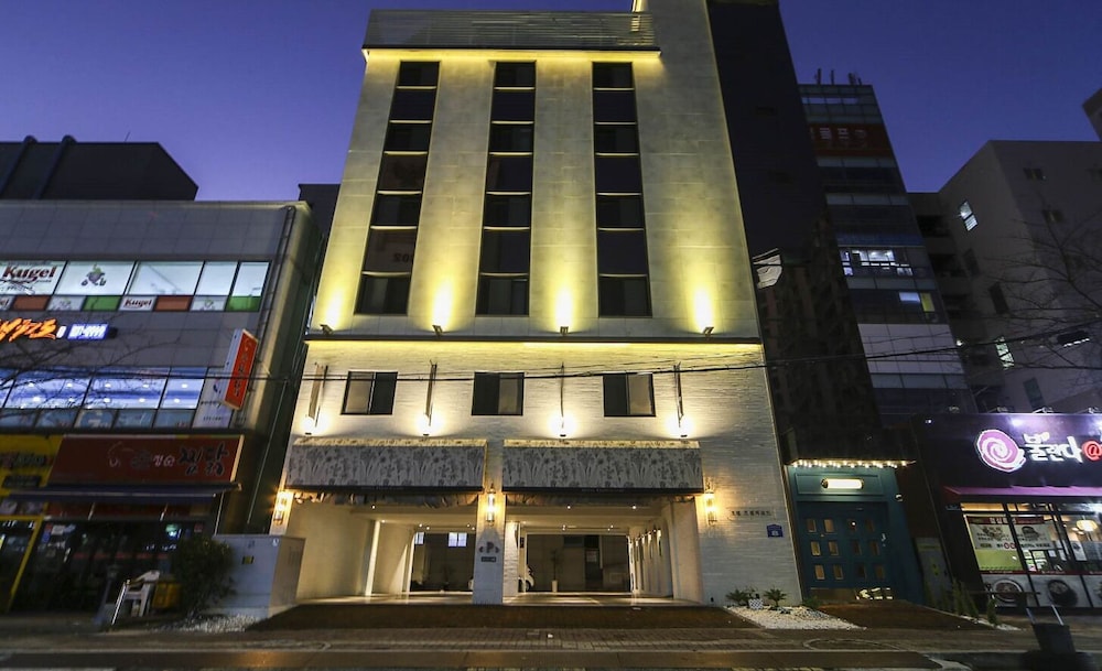 Hotel Frenchcode 3/50