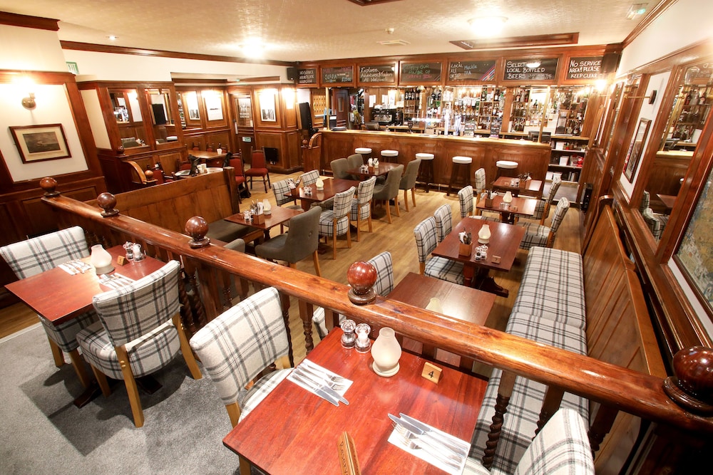 Ferry Inn 37/50