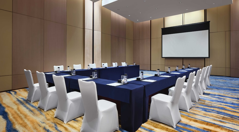 Intercontinental Chongqing Raffles City 57/70