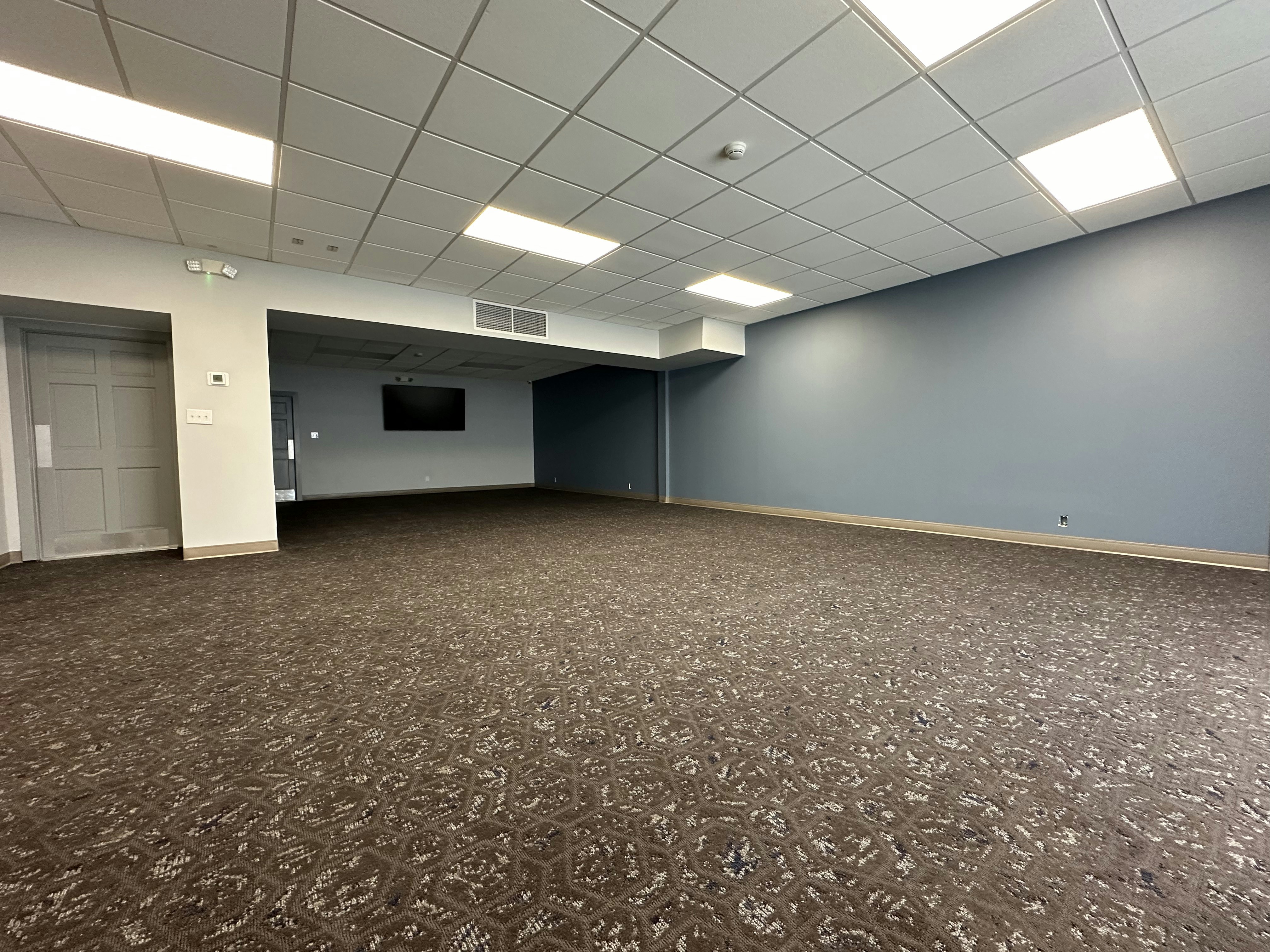 HomeTowne Studios by Red Roof & Conference Center Cortland 43/55
