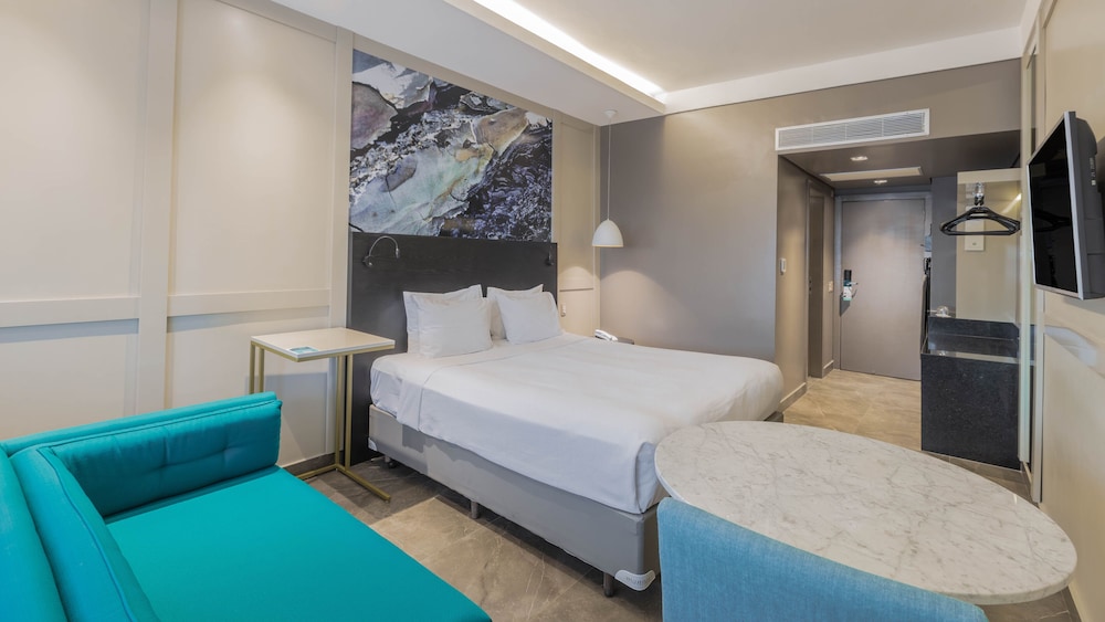 Hotel Deville Prime Cuiaba 33/86