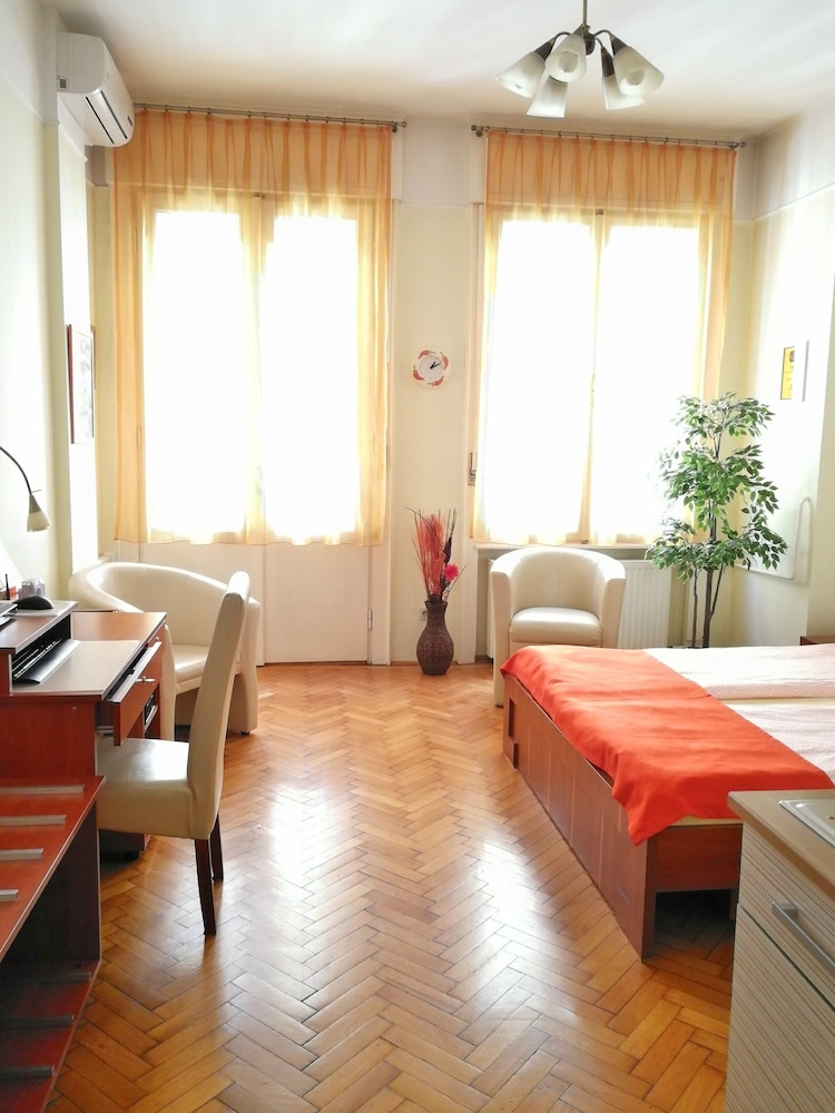 Paprika Apartman 35/50