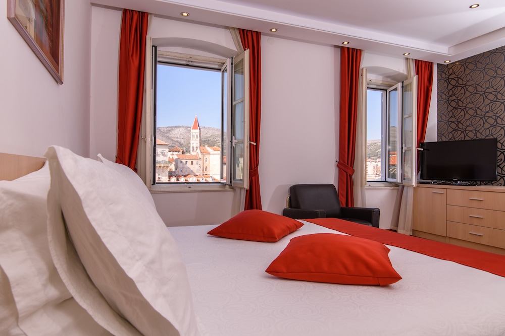 Hotel Vila Sikaa 39/77