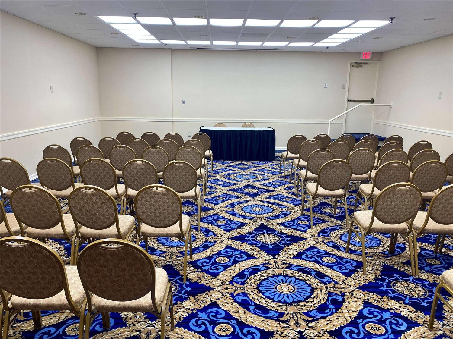 Radisson Hotel Philadelphia Northeast 66/79