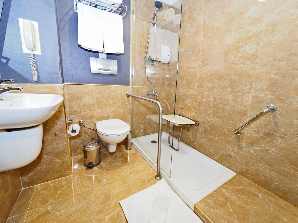 Hotel Bulvar Palas 15/67