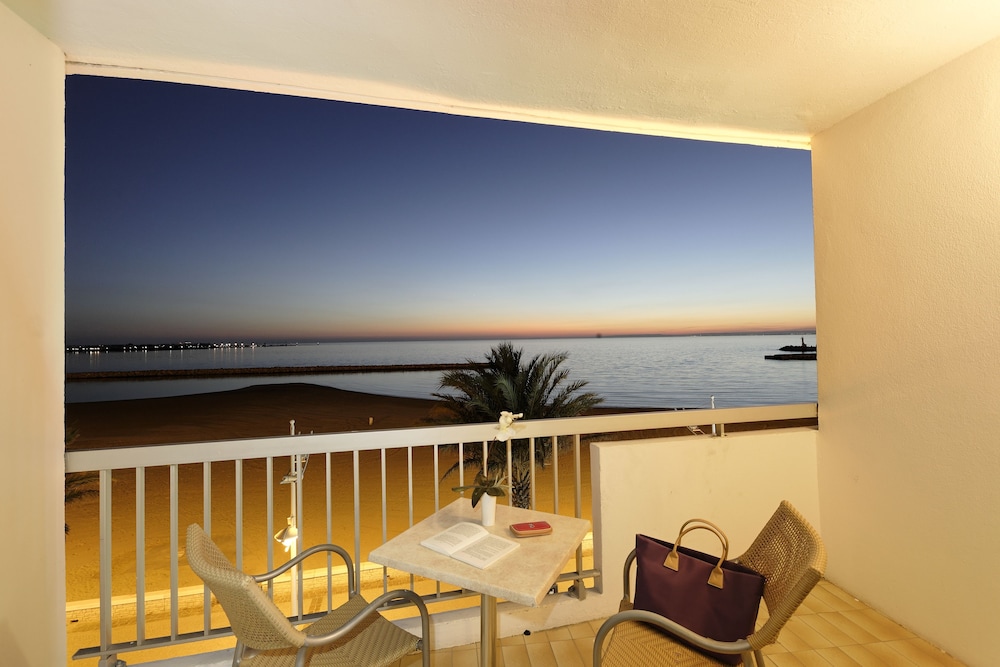 Splendid Hotel Camargue 37/41