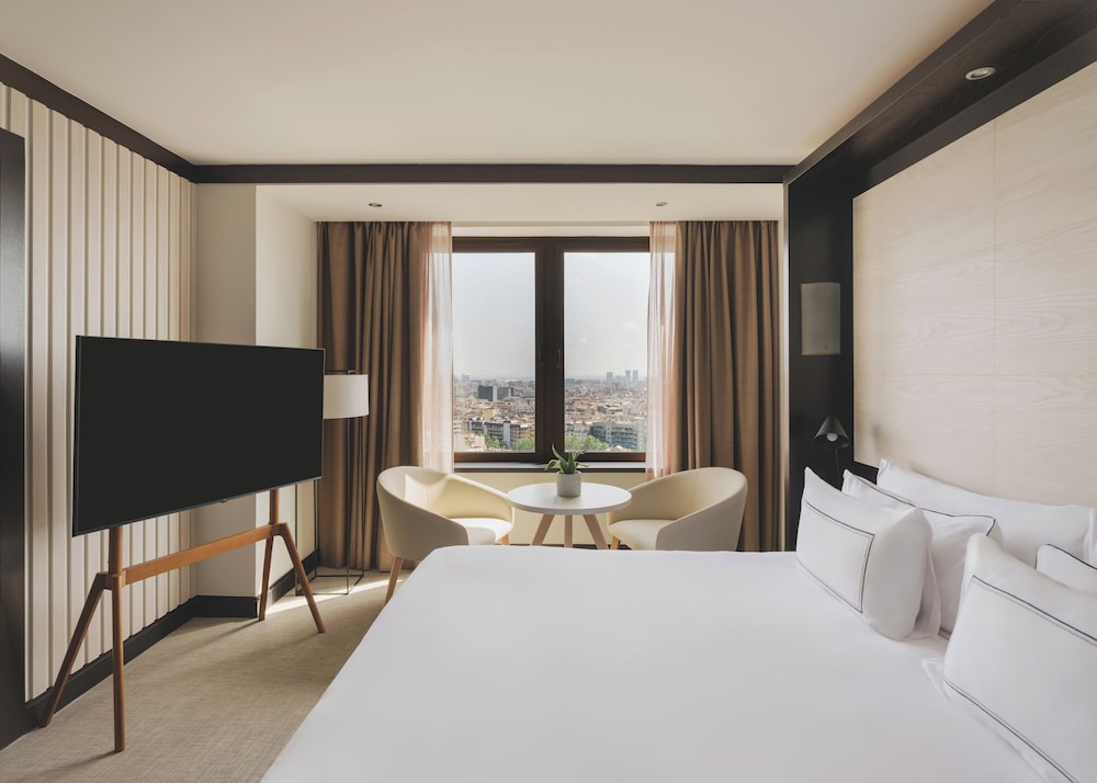 MELIA BARCELONA SARRIA 17/63