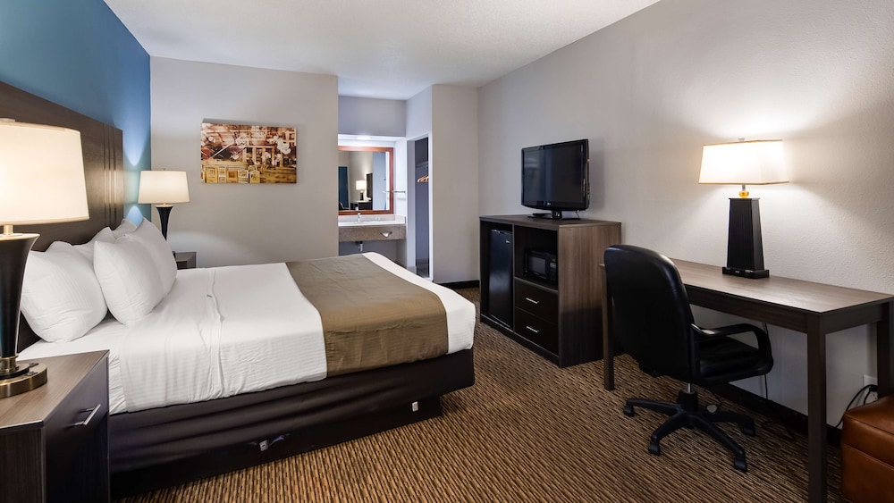 Best Western Emporia 15/27