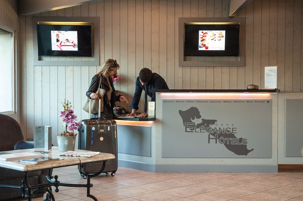 HOTEL RESTAURANT & SPA(FORMERLY PLAISIR PLAISIR) 4/50