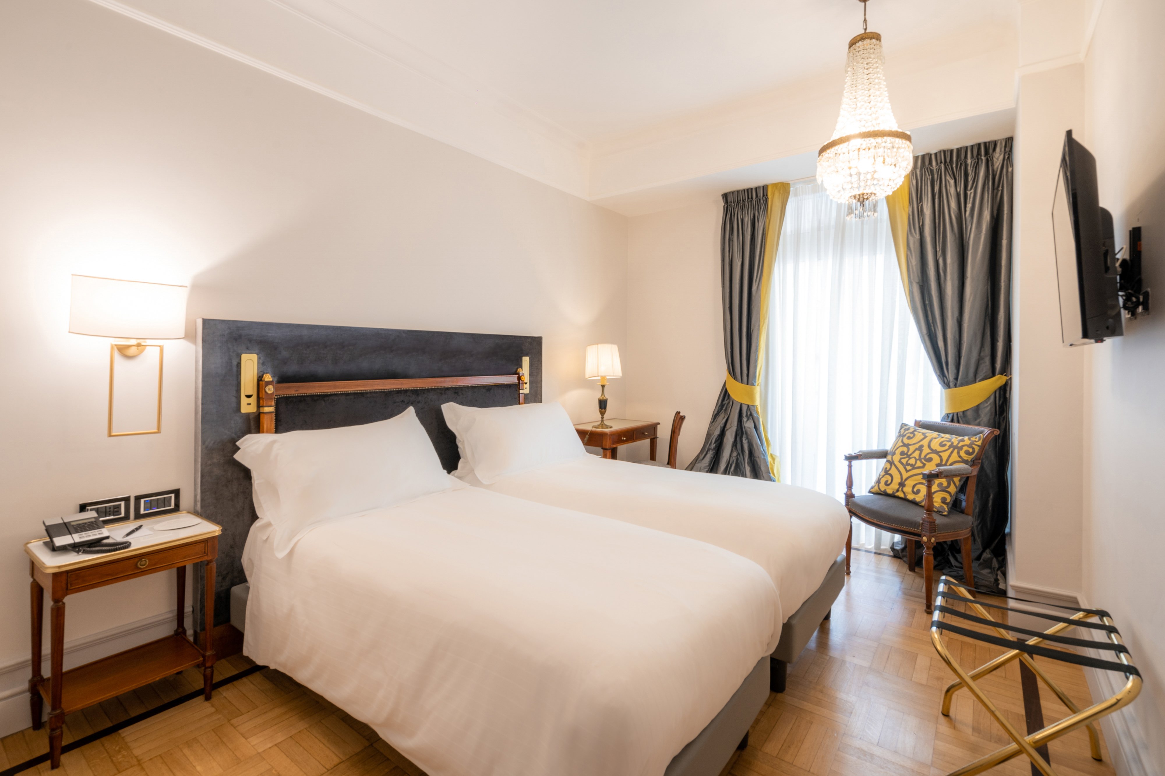 Grand Hotel Parkers 23/81