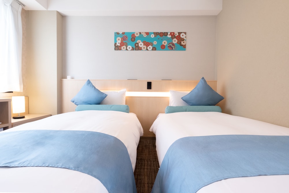 Shinsaibashi-Higashi Crystal Hotel 13/42