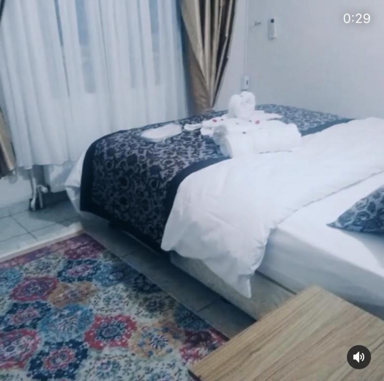 Yagiz Motel 5/17