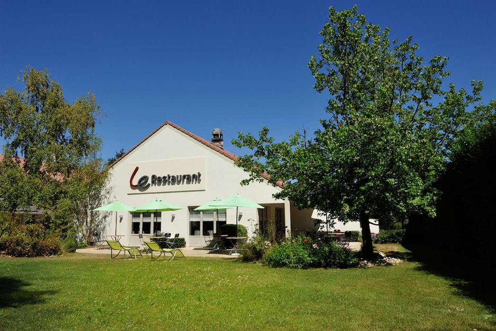 CAMPANILE BOURG EN BRESSE - VIRIAT 4/40