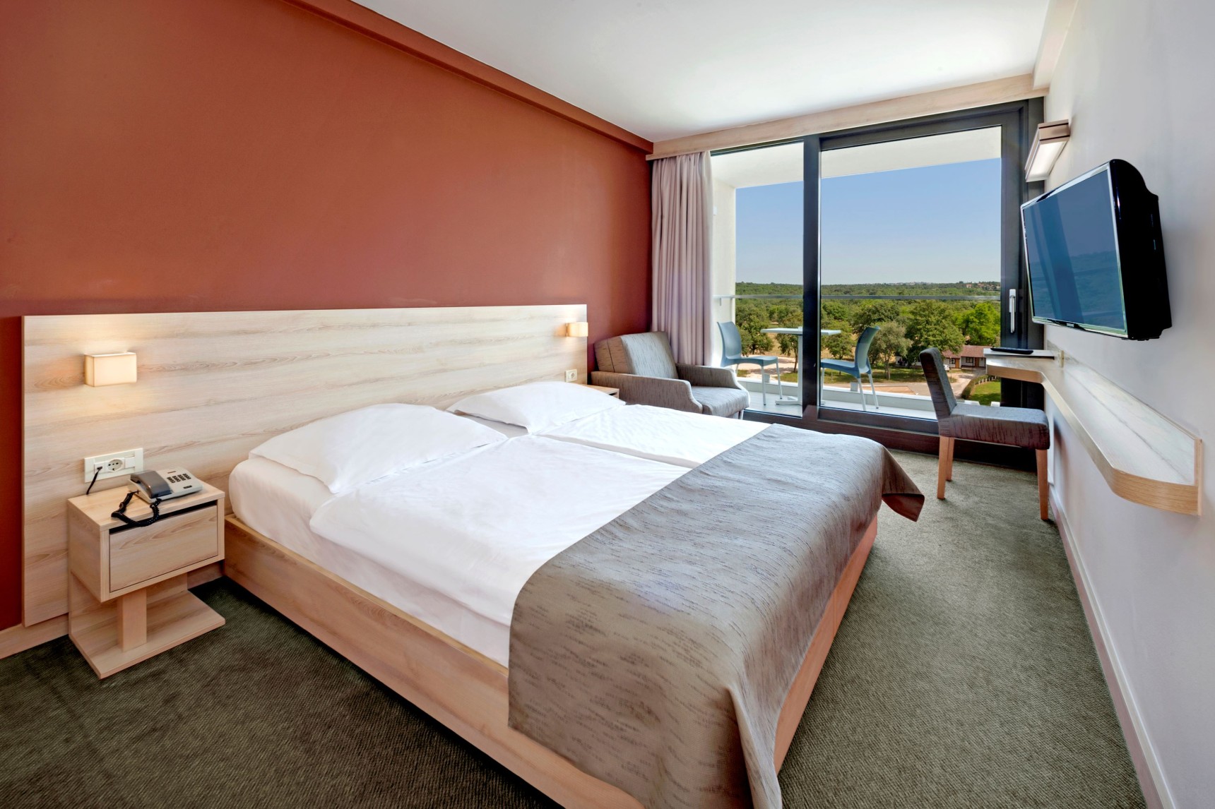 Classic, with Extra Bed, Park Side, Balcony