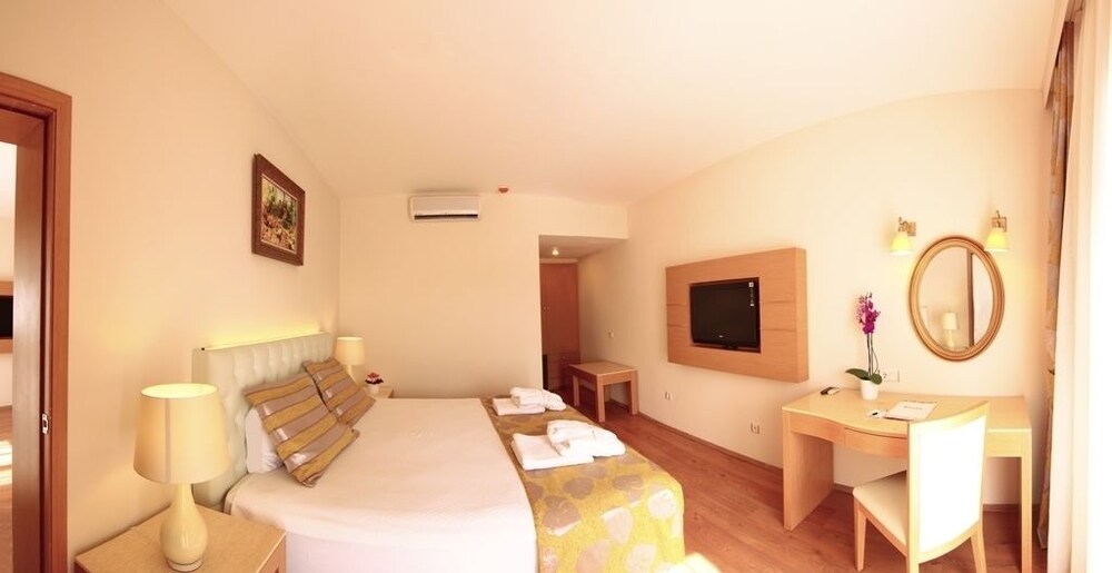 Ladonia Hotels Del Mare 16/50