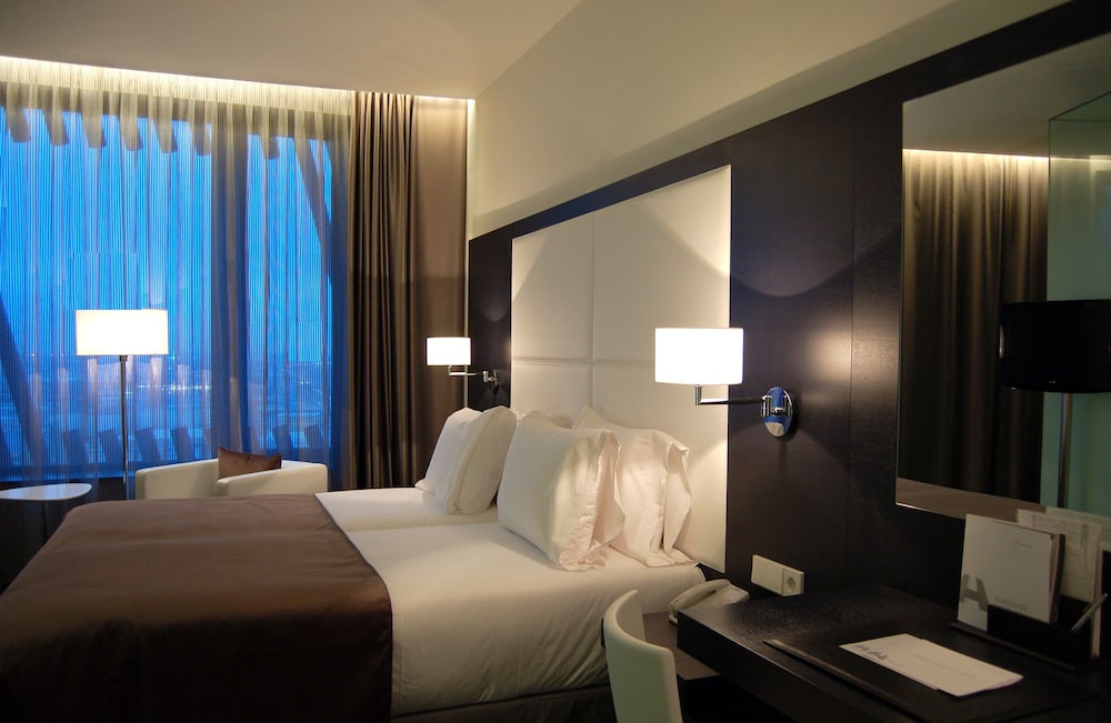 Urban, Double Bed