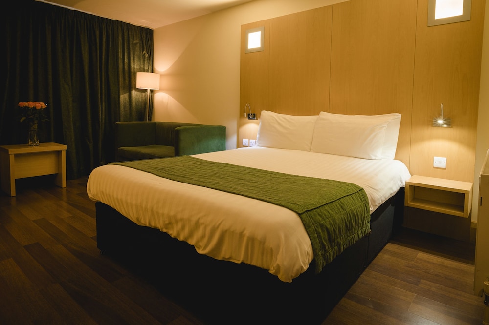 Station House Hotel Letterkenny 12/58