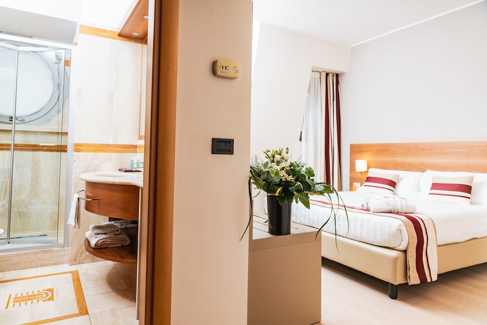 Hotel Royal Falcone 8/34