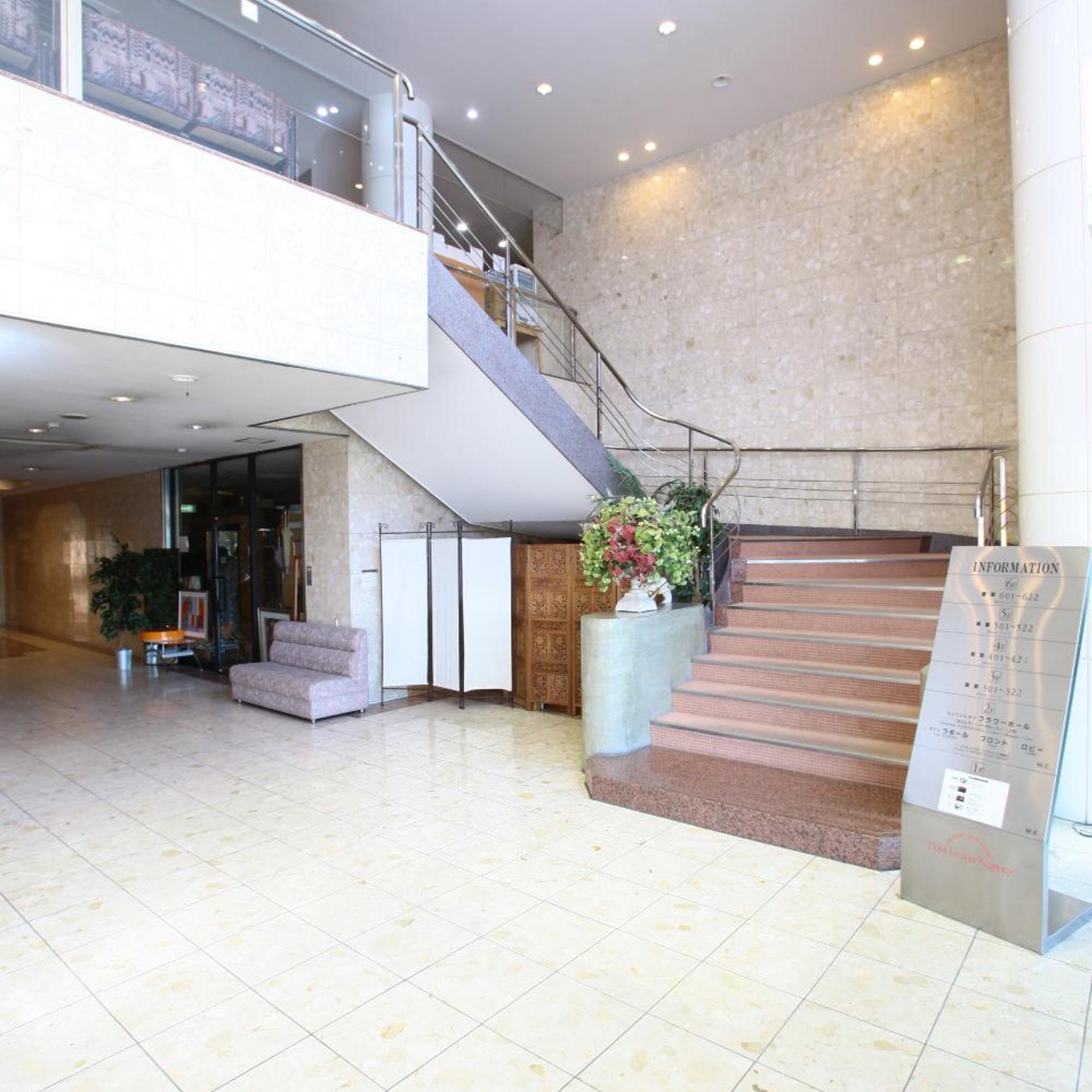 Hotel Elm Regency 10/48