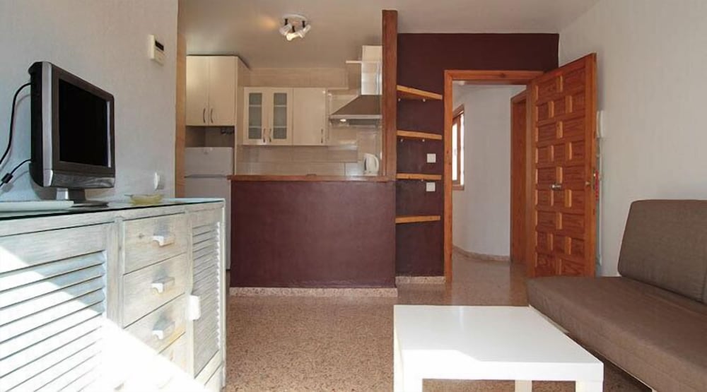 Apartamentos Ripoll Ibiza 5/50