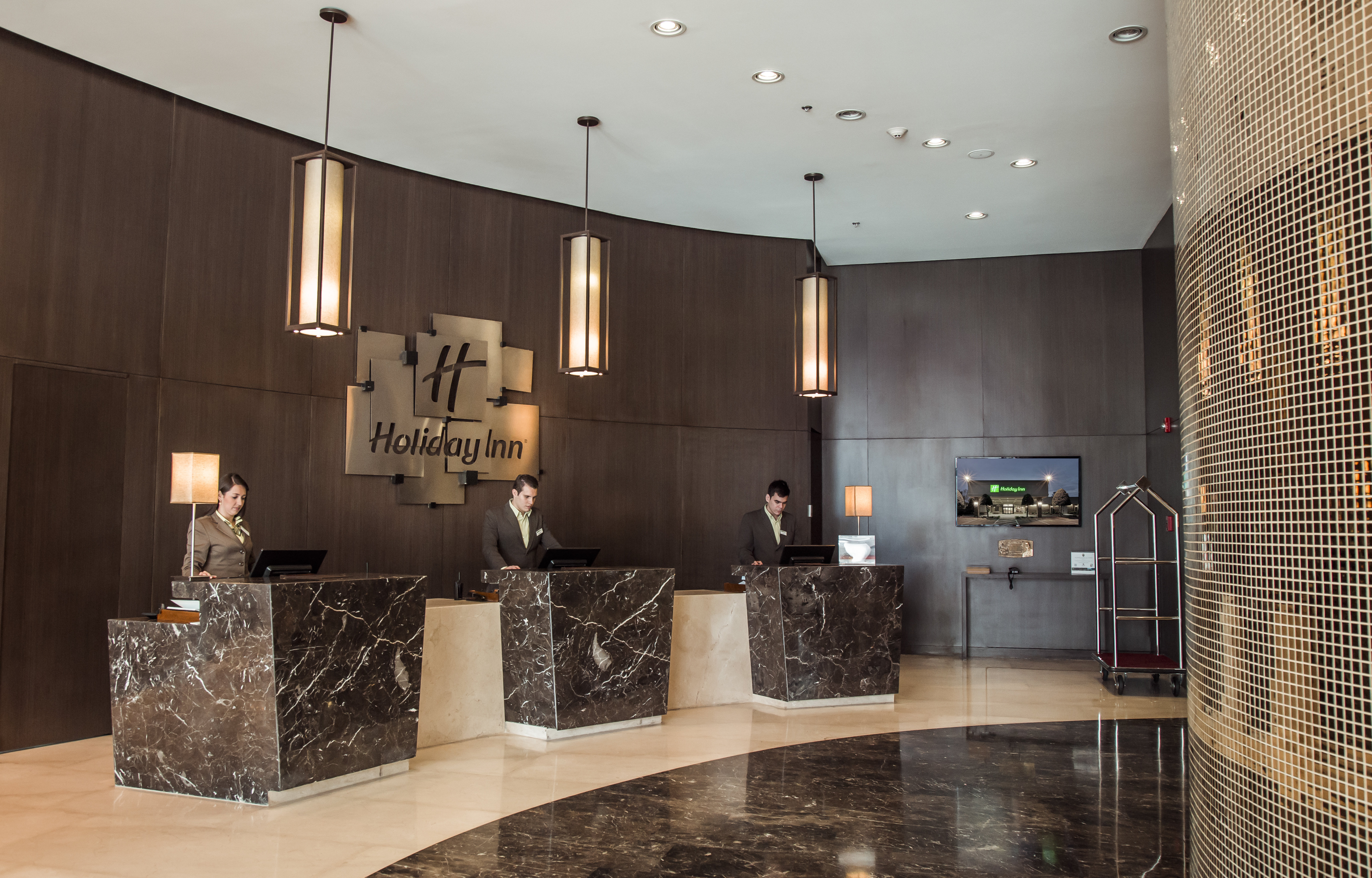 Holiday Inn Bucaramanga Cacique 8/74