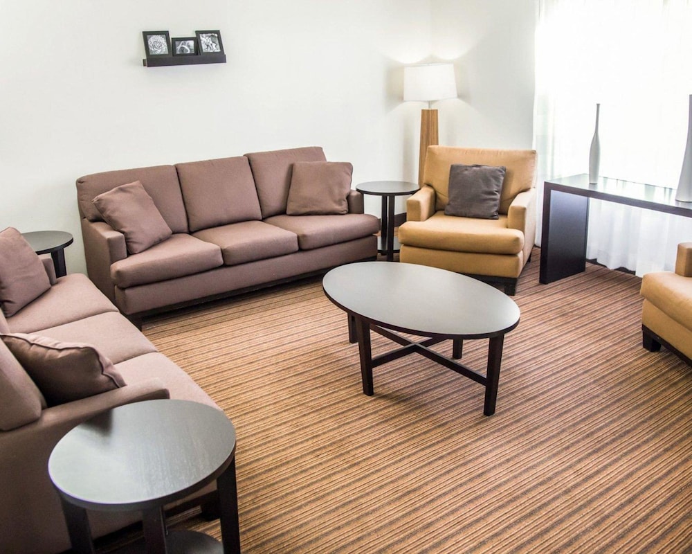 Sleep Inn Tinley Park I 80 Near Amphitheatre Convention Center 21/30
