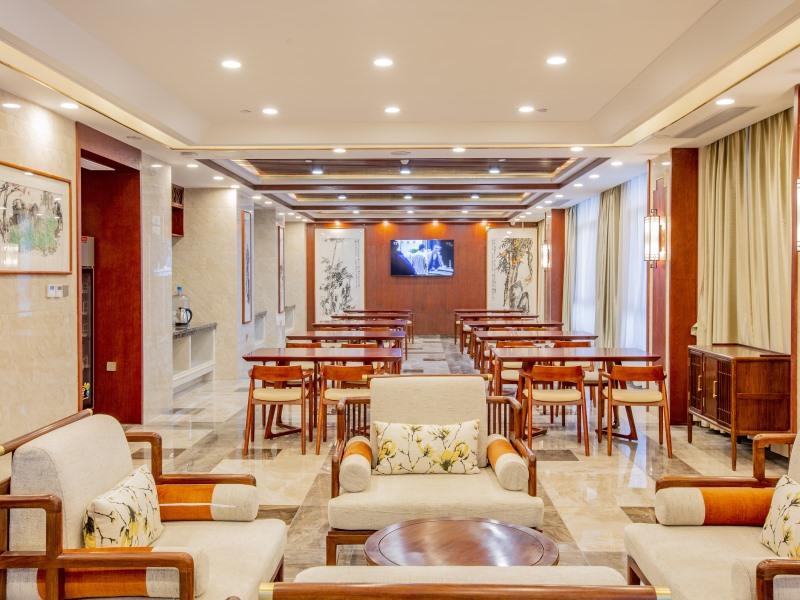 GreenTree Eastern Linyi Linshu Aegean Hotel 43/47