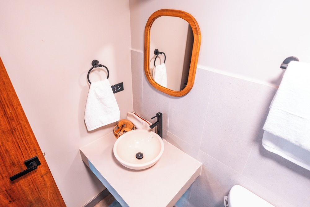 Hotel Bambuda Santa Catalina 95/96