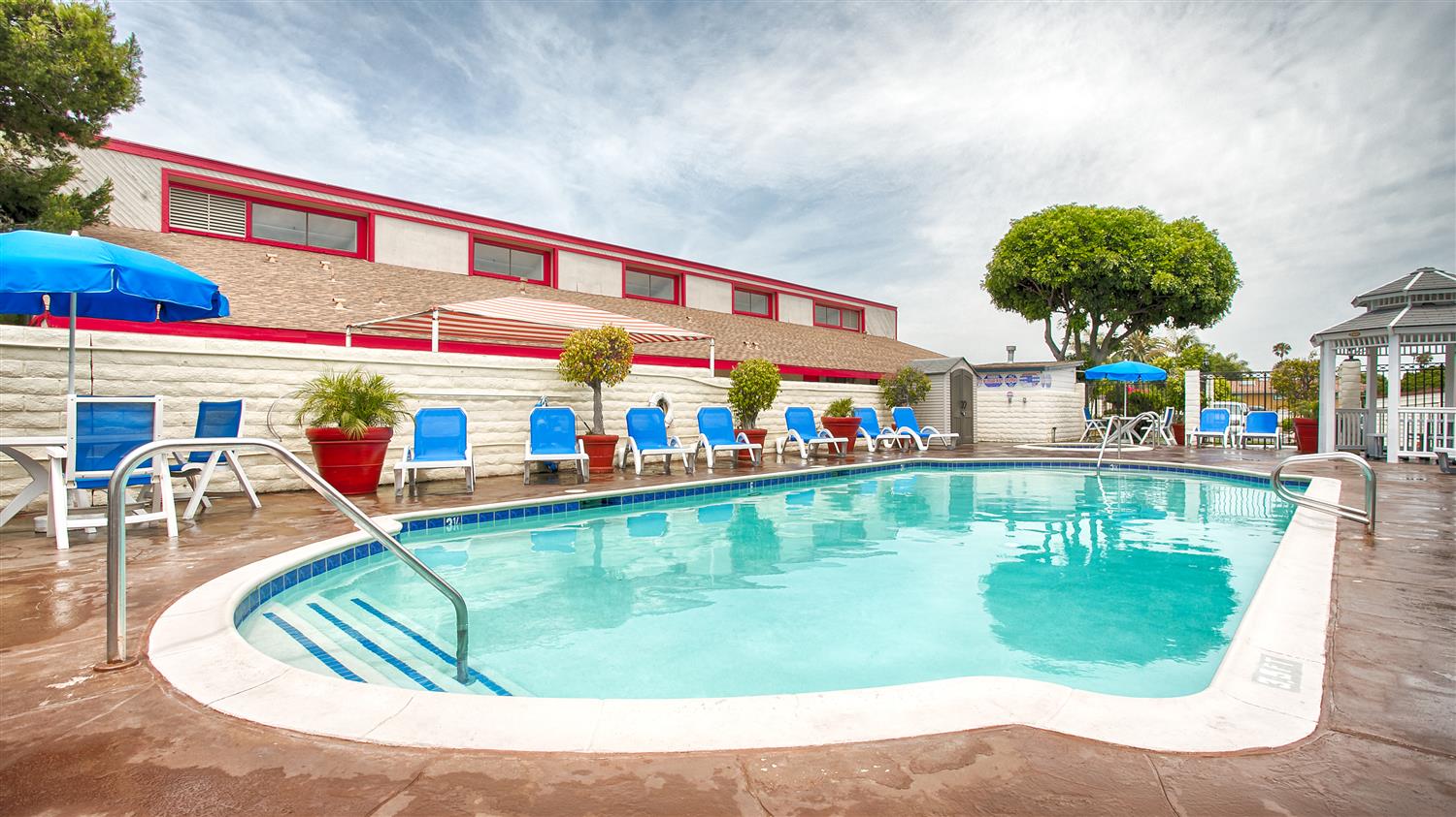 Best Western Surf City 1/12