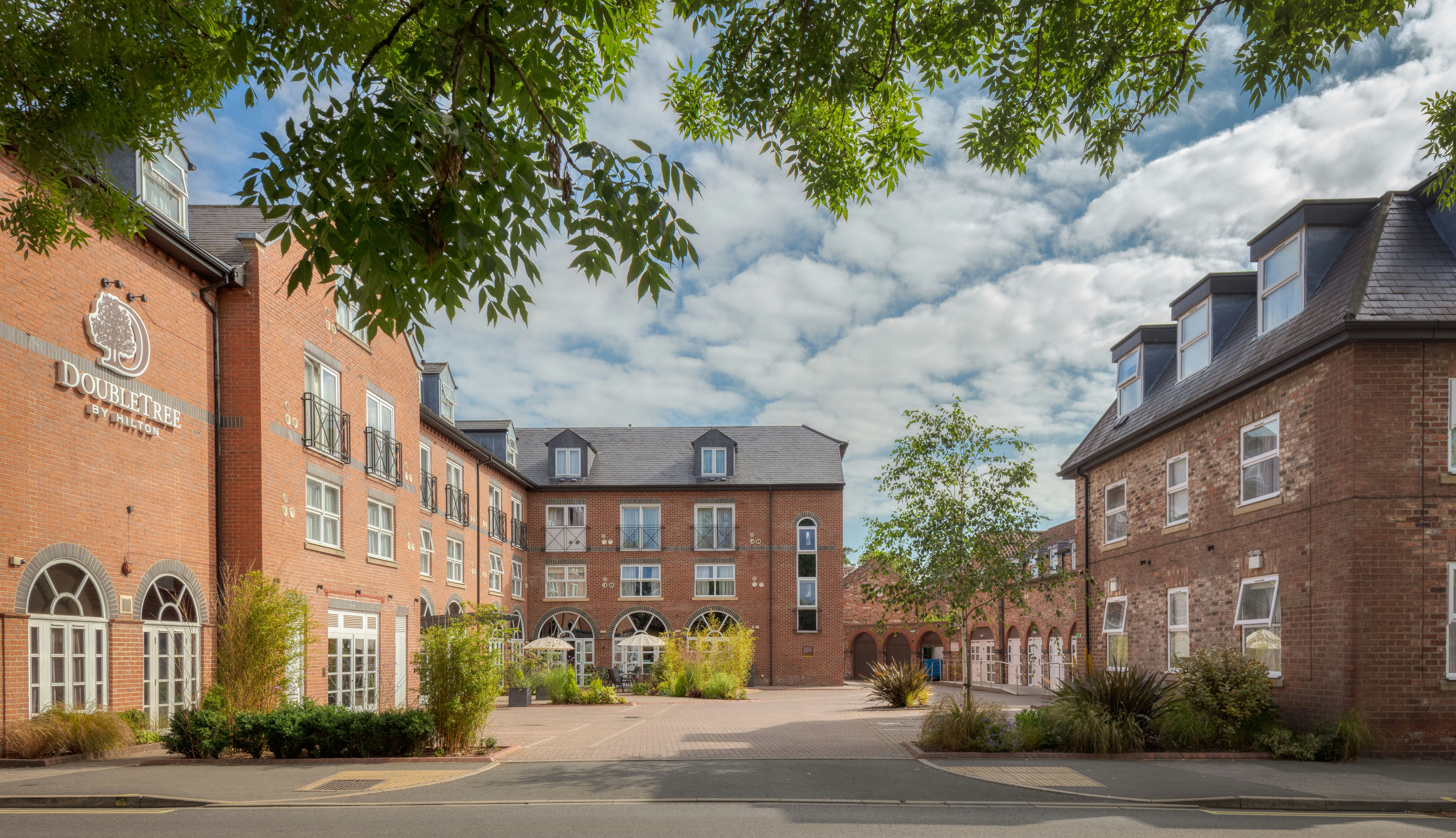 Doubletree By Hilton York 67/69