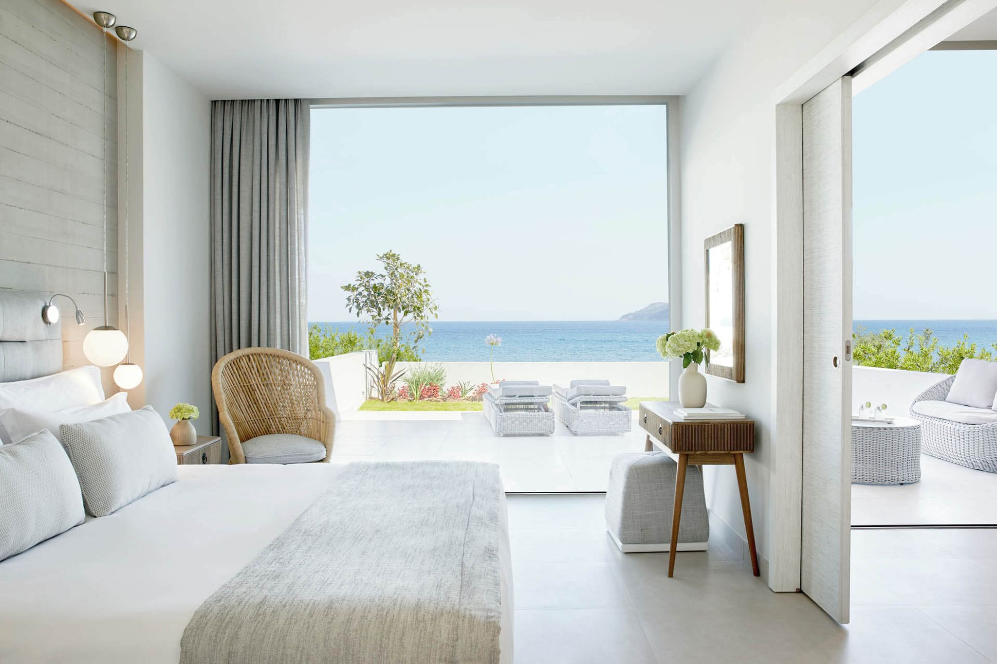 1 BEDROOM, GARDEN, SUITE, SEA VIEW, PRIVATE GARDEN