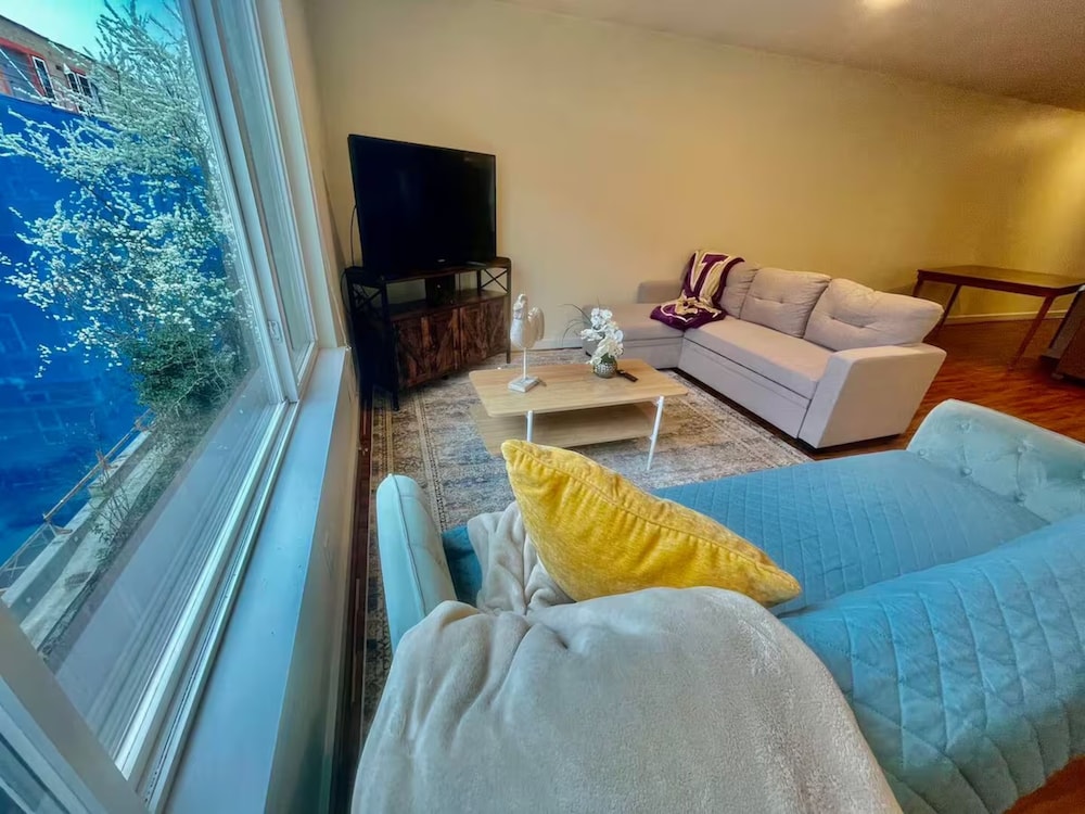 The Seattle Haven - Modern Suites 7/19