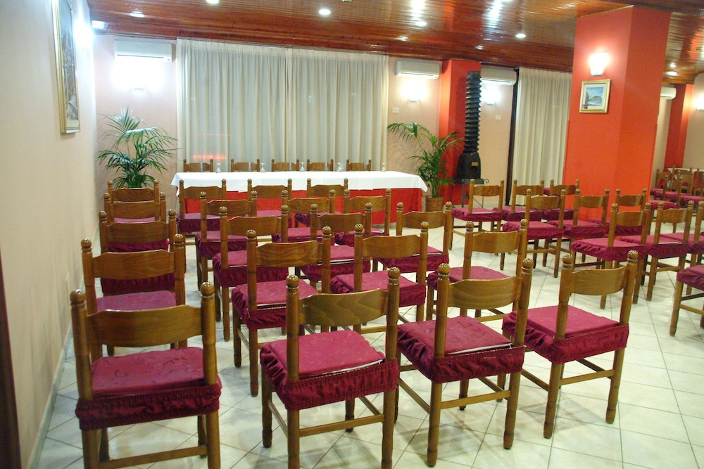 Hotel Virgilio 50/64