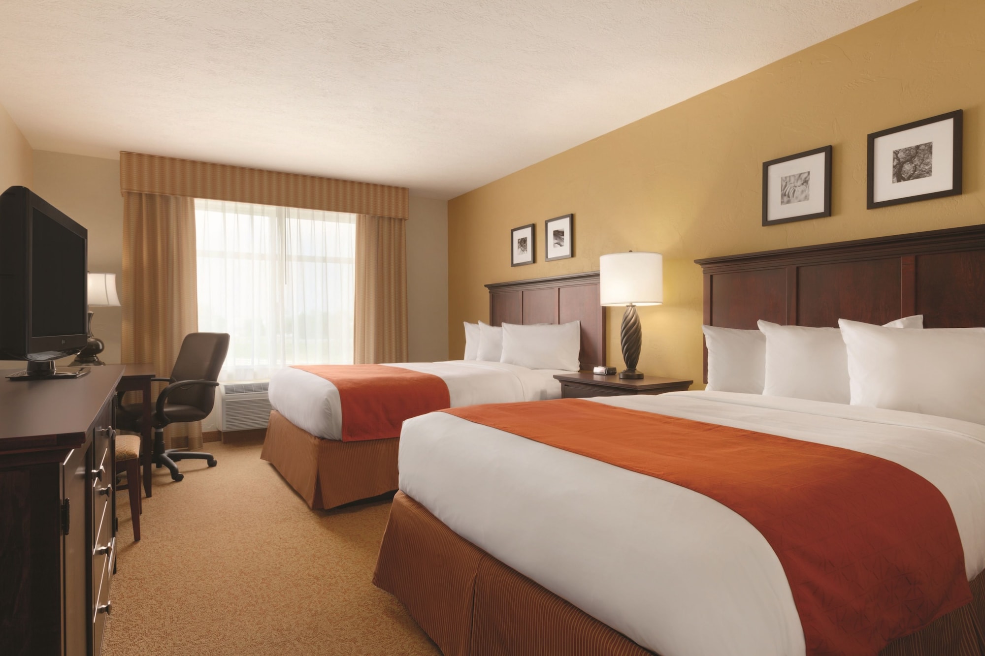 ROOM, 2 QUEEN BEDS