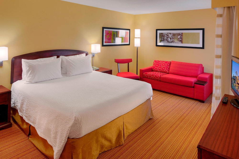 Courtyard by Marriott San Diego Carlsbad 9/27